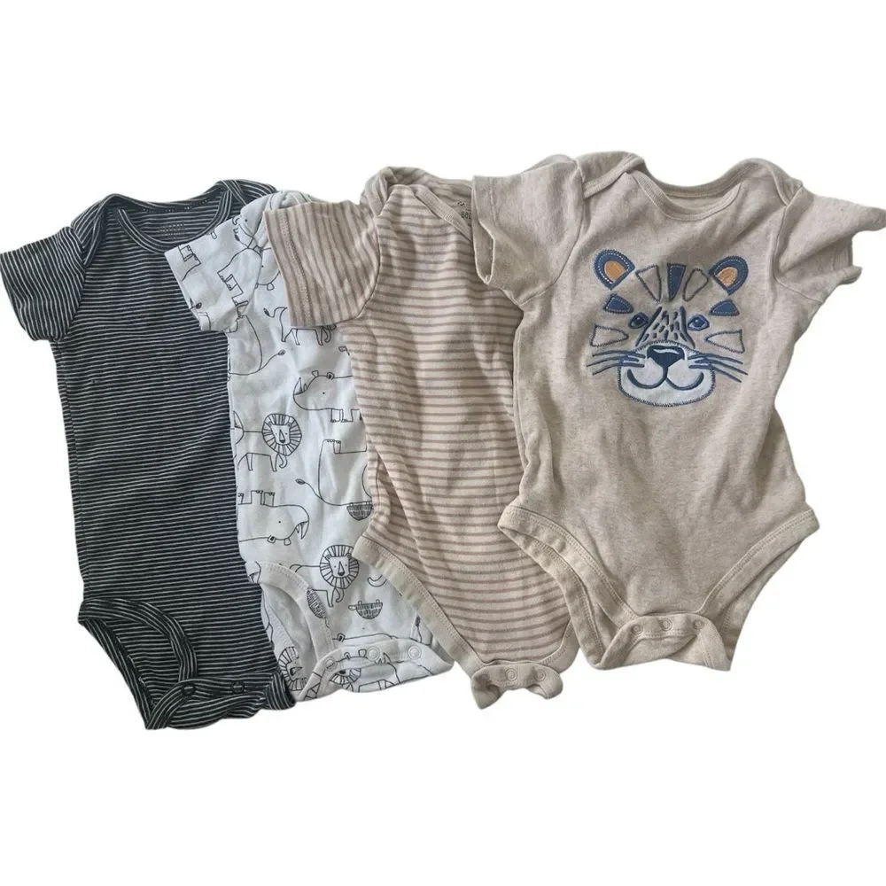 Bundle of Short Sleeve Onesie Bodysuit Baby Size 3 - 6 Months